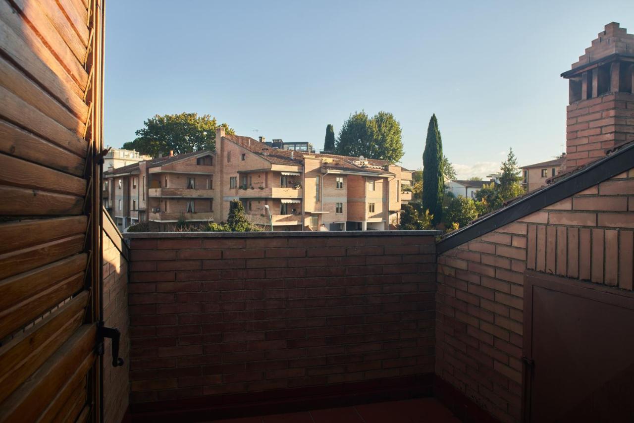 شقة Little Brick House On Siena Hills With Balconies المظهر الخارجي الصورة